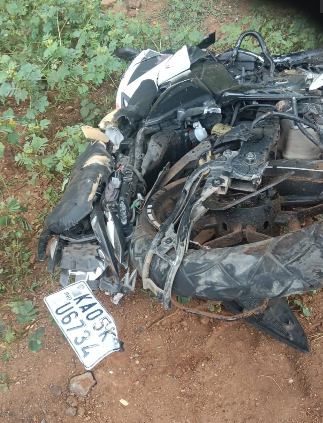 ಕೆಎಸ್ಆರ್ಟಿಸಿ ಬಸ್ ಹಾಗೂ ಬೈಕ್ ನಡುವೆ ಅಪಘಾತ : ಇಬ್ಬರು ಸಾವು…!