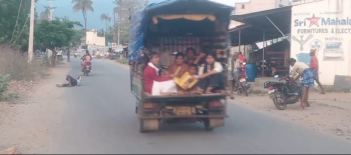 ಮದ್ಯದ ಅಂಗಡಿಯನ್ನು ಸ್ಥಳಾಂತರ ಮಾಡುವಂತೆ ಗ್ರಾಮಸ್ಥರ ಆಗ್ರಹ…!